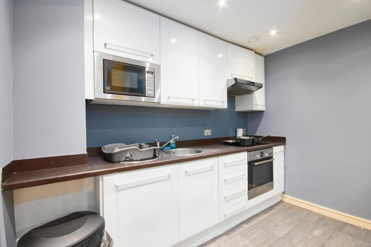 Stylish Manchester Gem - Sleeps 10! エクステリア 写真